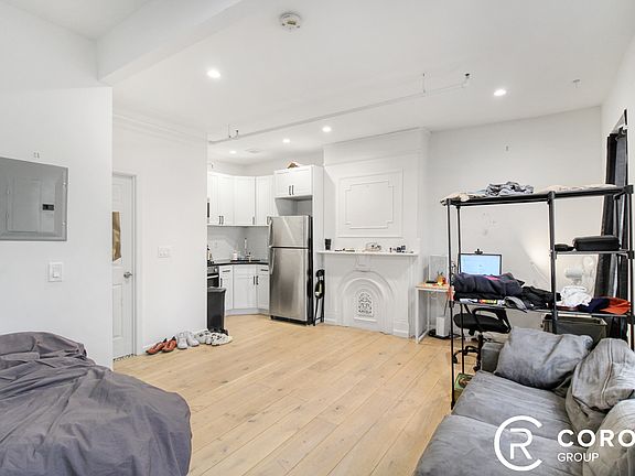 4th image of 1128 Lafayette Ave #3R