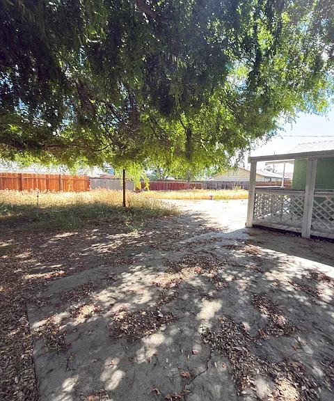 405 Riverside Ave — Photo 15