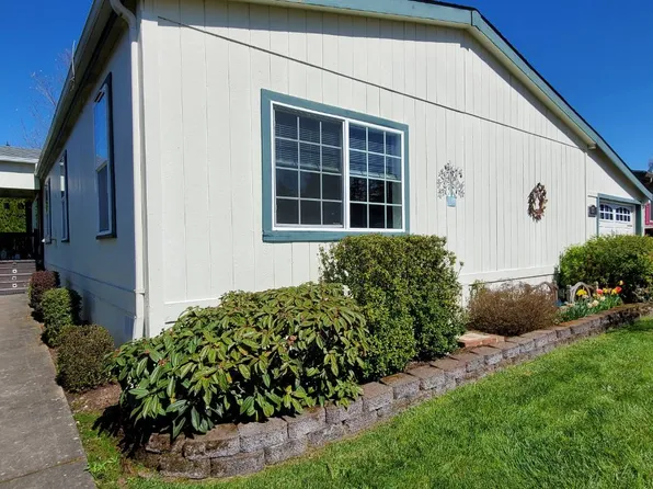 1282 E 3rd St #60, Lafayette, OR 97127