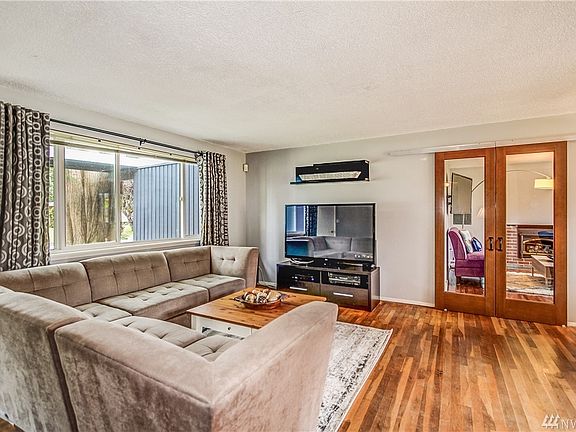 5th image of 433 155th Ave SE