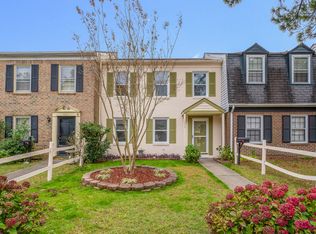5213 Clover Hill Dr, Portsmouth, VA 23703