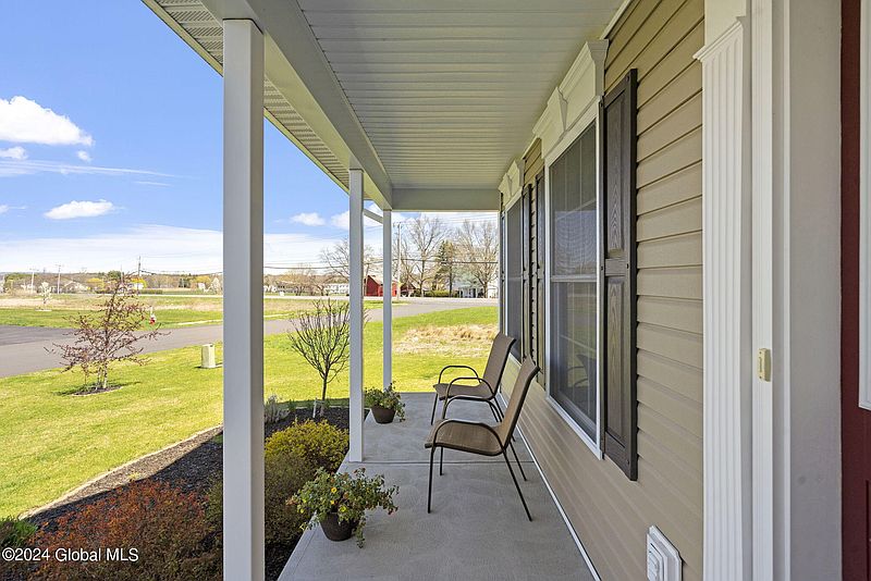 4th image of 1101 Sheldon Drive