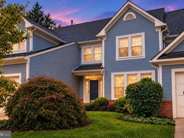 9 Hay Pasture Ct, Baltimore, MD 21228