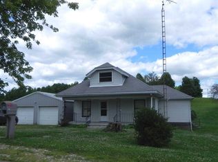 16 Williams Silverville Rd, Williams, IN 47470