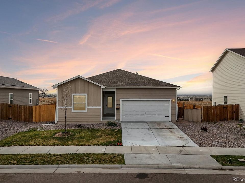 1st image of 1053 Gianna Avenue