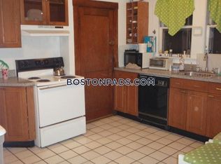 230 S Huntington Ave, Jamaica Plain, MA 02130