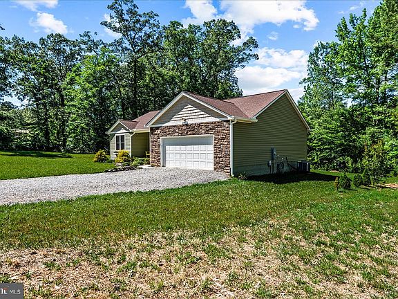 3rd image of 246 Tranquility Dr