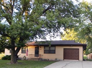112 S Lawrence Ave, Scranton, KS 66537