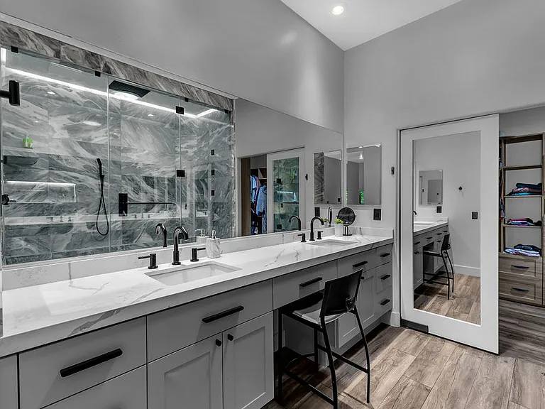 93 Kavenish Dr — Photo 22