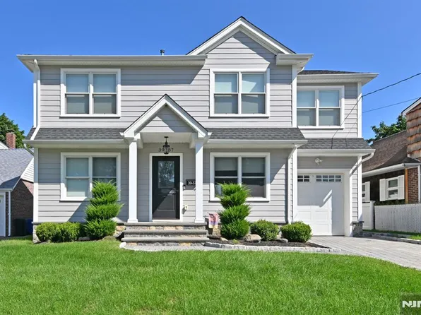 39-37 Sycamore Dr, Fair Lawn, NJ 07410