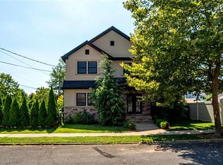 84 Stobe Ave, Staten Island, NY 10306