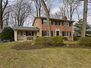 401 Colin Ln NW, Vienna, VA 22180