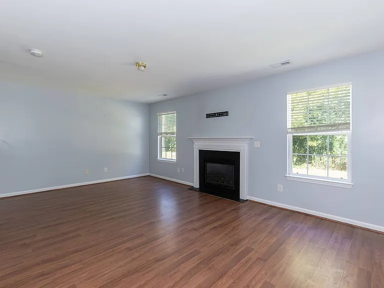 304 Providence Hall Dr — Photo 7
