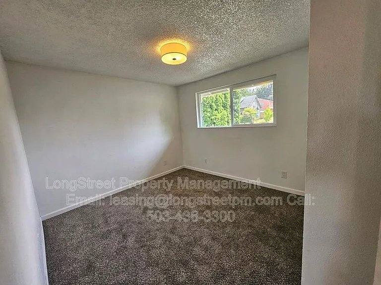 412 Pearl St #4 — Photo 10
