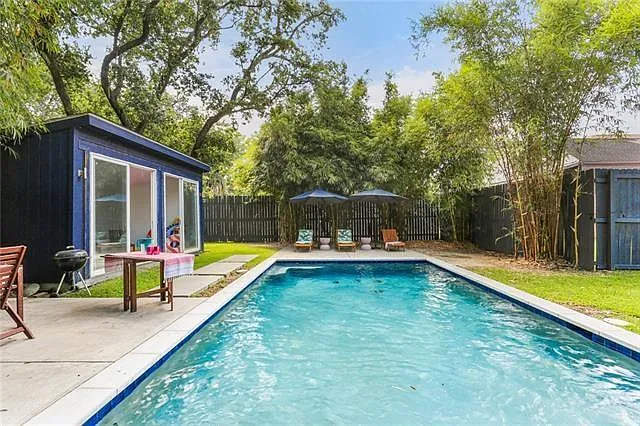 4033 Ulloa St — Photo 15