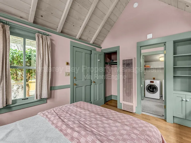 759 Lighthouse Ave — Photo 24