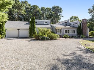 750 Santuit Rd, Cotuit, MA 02635
