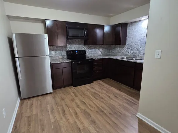 Flintridge Dr, 208