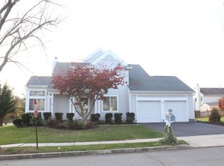 1 Hedgerow Street, Piscataway, NJ 08854