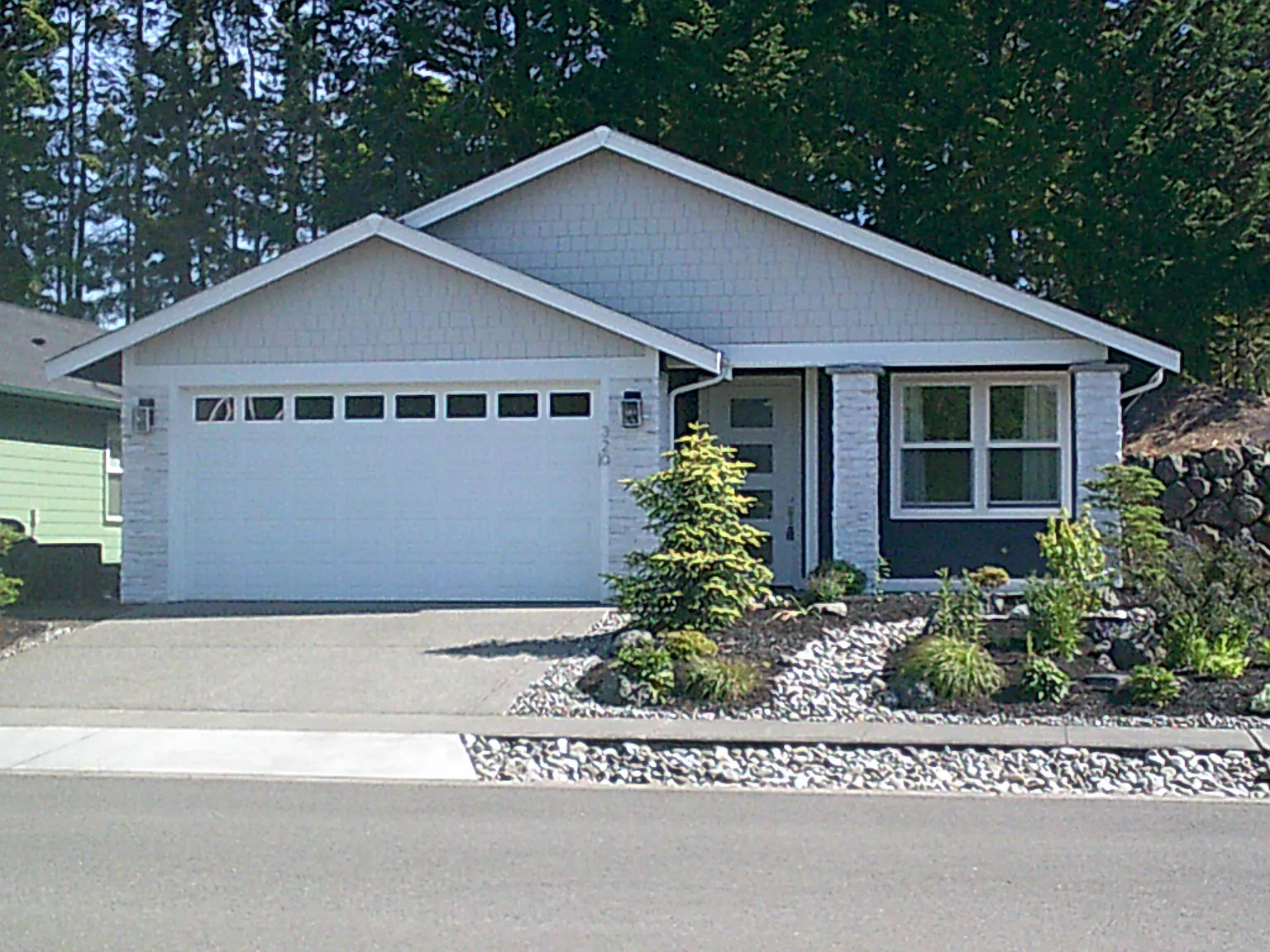 2 bed, 1435 sqft, $2,300 — Photo 1