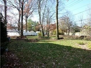 4003 Greenmount Dr, Wilmington, DE 19810