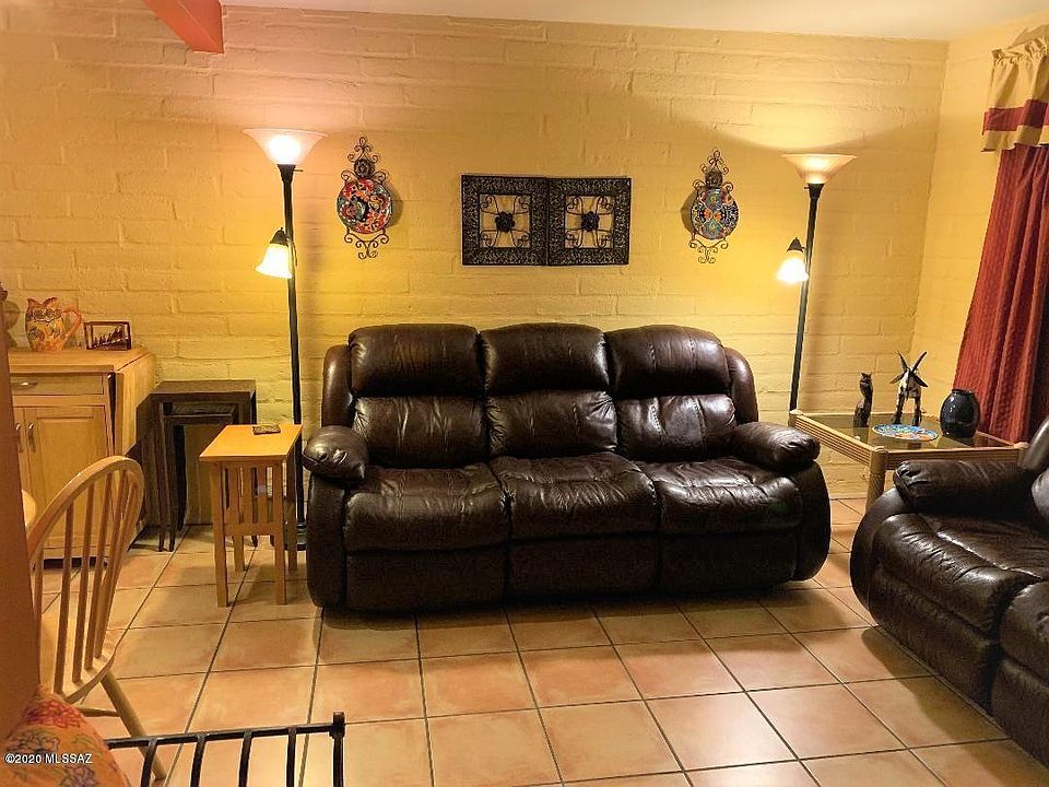 1st image of 380 S Paseo Aguila , Unit D