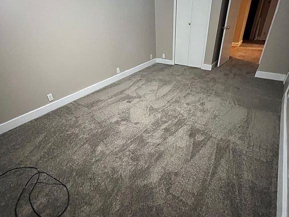 4th image of 22522 Brittany Ave