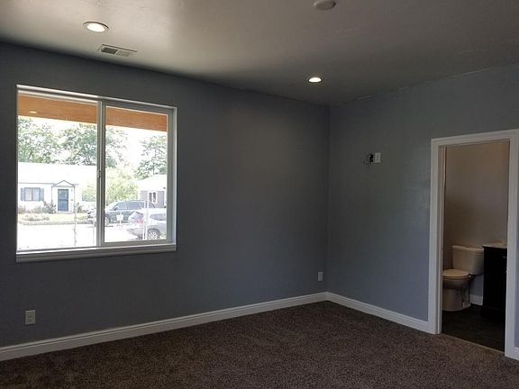2 bedroom and bath