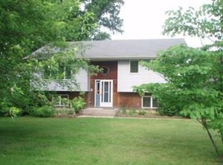 1915 Colfax St, Griffith, IN 46319