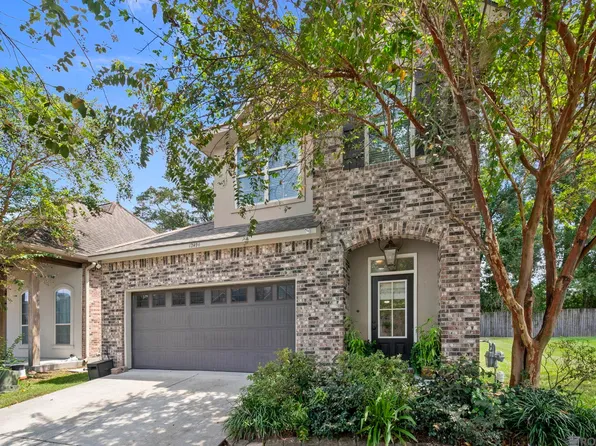 12494 Chartres Dr, Gonzales, LA 70737