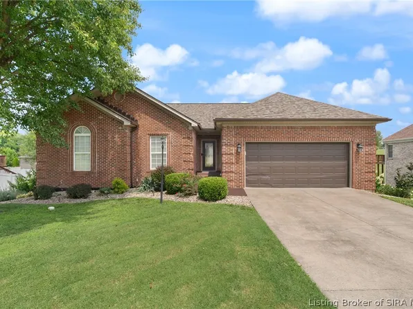 3103 Heritage Heights Way, Jeffersonville, IN 47130