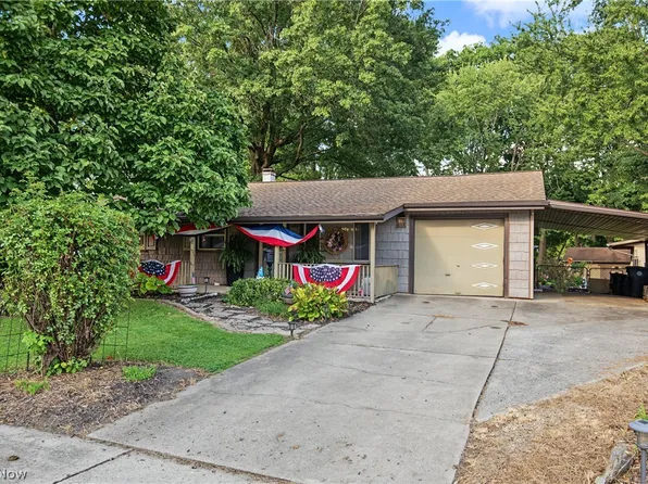 3577 Lynwood Dr NW, Warren, OH 44485