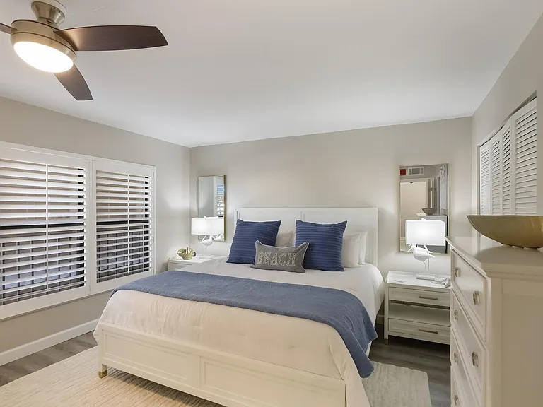 King size bed with all new furniture/linens.