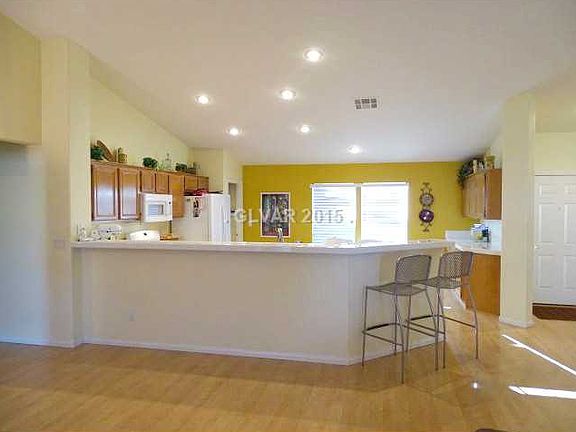 5th image of 1056 Noble Isle St