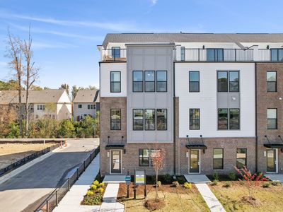 2714 Kempthorne Rd, Cary, NC, 27519