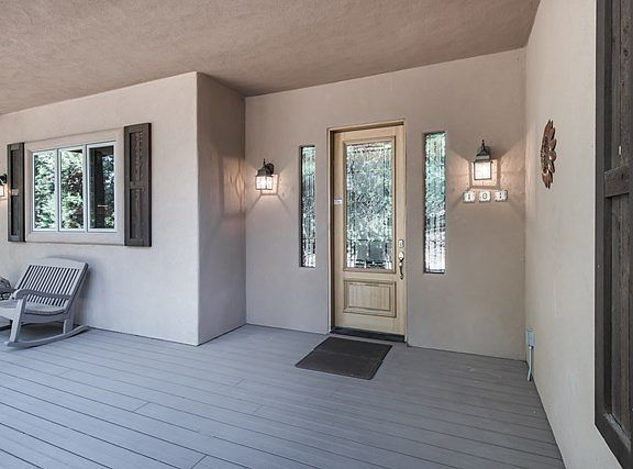 3rd image of 101 Holly Dr