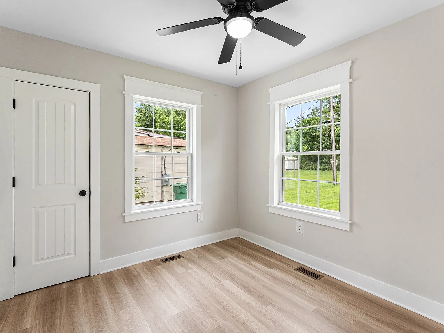 9 East Berry Street - 1 — Photo 2