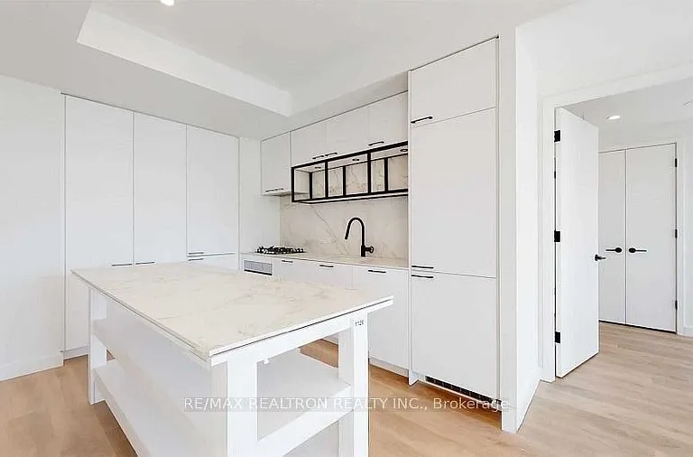 505 Richmond St W #1126 — Photo 1