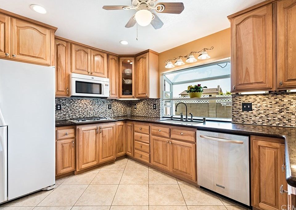 1st image of 9510 Stinson Ln