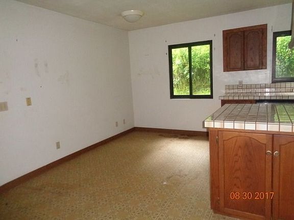 4th image of 15-2800 S Mano St