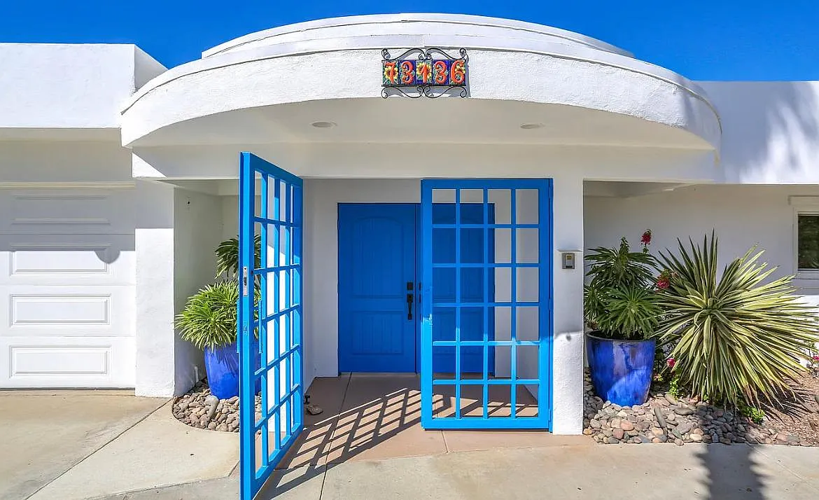 73136 Shadow Mountain Dr — Photo 1