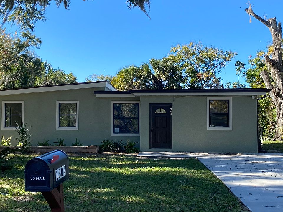 New driveway, Roof and paint