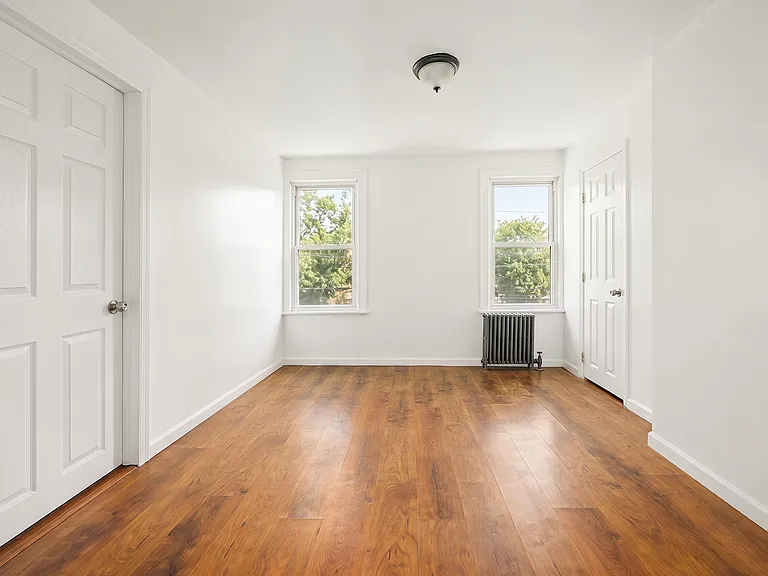 569 Throop Ave #2 — Photo 2