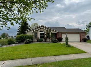 9205 Olmston Dr, Fort Wayne, IN 46825