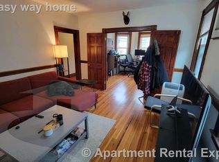 45 Locke St #2D, Cambridge, MA 02140