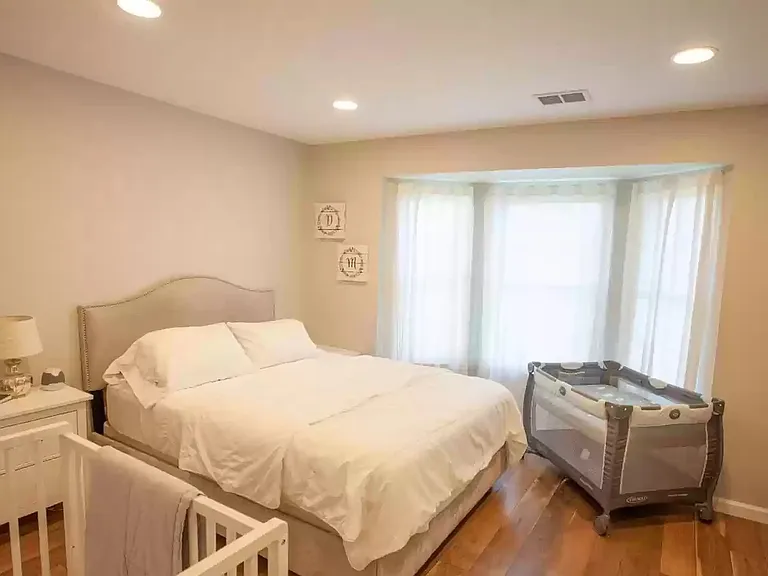 407 Carhart Ct #407 — Photo 8