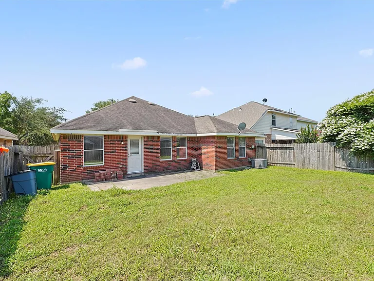 2614 Royal Thistle Dr — Photo 13