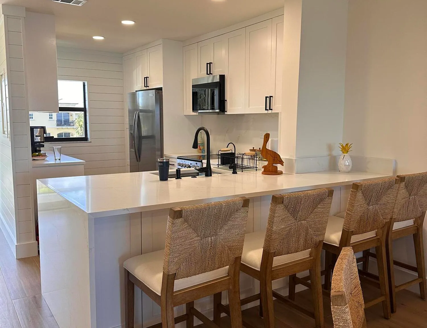 2 bed, 2.0 bath, 1053 sqft, $4,500 — Photo 4