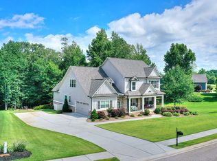 549 Lake Crest Dr, Jefferson, GA 30549