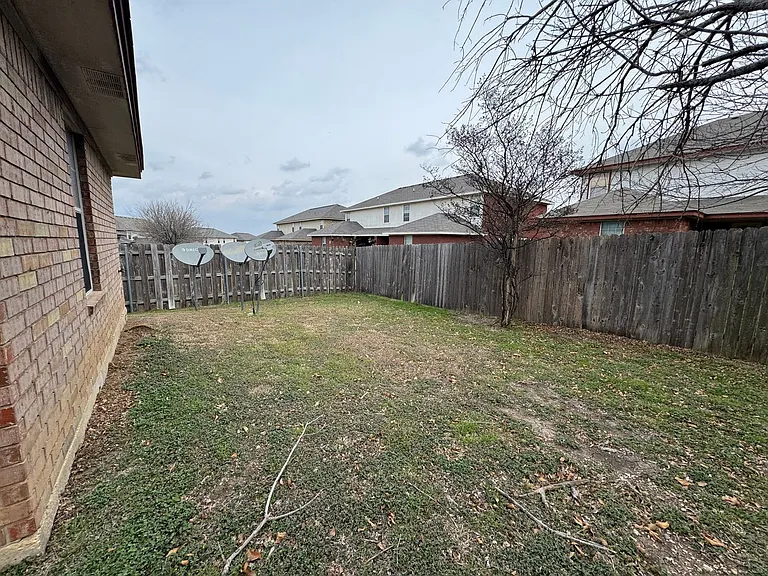 4508 Mattie Dr — Photo 19